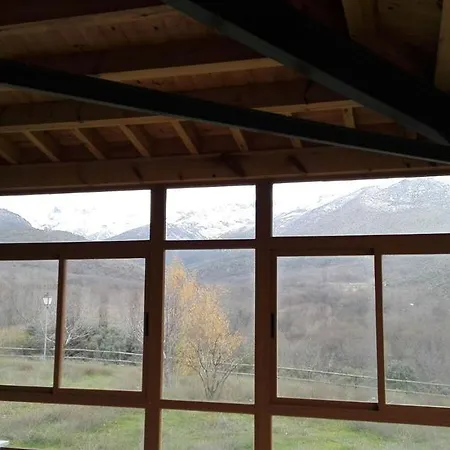 Campsite Los Chozos De Gredos